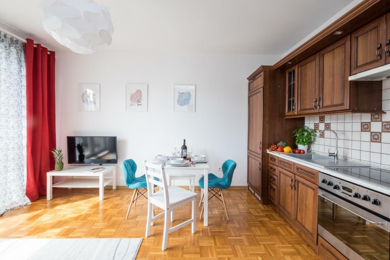 Blue Sky Apartment 华沙 外观 照片
